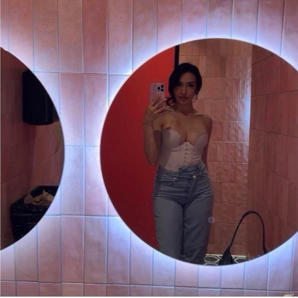 NEW Agolde Women’s Criss Cross Upsized Jeans - Picture 9 of 14